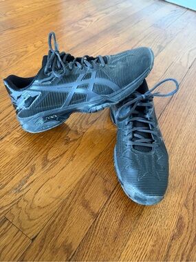 Asics Black Low-Top Training Sneakers